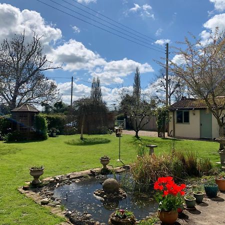 The Nest At Walnut Cottage Burrowbridge Экстерьер фото