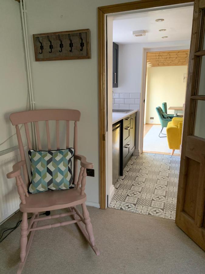 The Nest At Walnut Cottage Burrowbridge Экстерьер фото